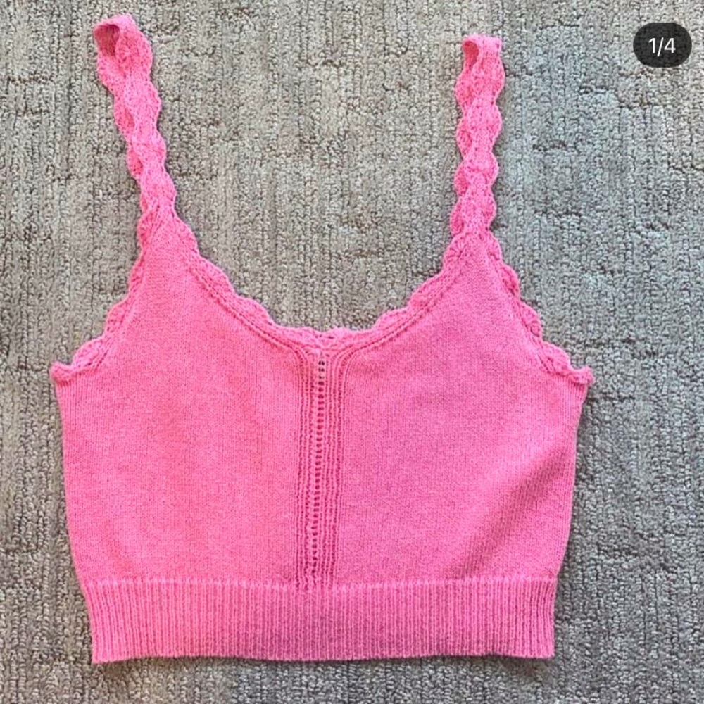 Aritza top size small